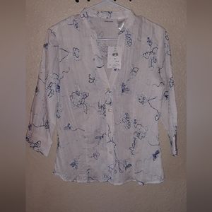 5 FOR $25 WITH 5 FOR $25 PURCHASES ONLY BUTTERFLY CRINKLE SHIRT